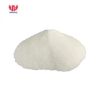 Tryskací médium s bílým oxidem hlinitým